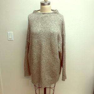 Uniqlo long oatmeal sweater L